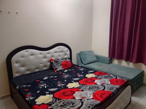 Alradex Rentals Apartment in Al Sharjah