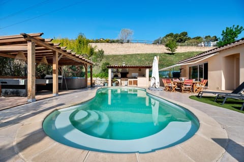 Maison Love Lane Villa in Cagnes-sur-Mer