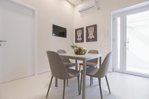 Property building, Living room