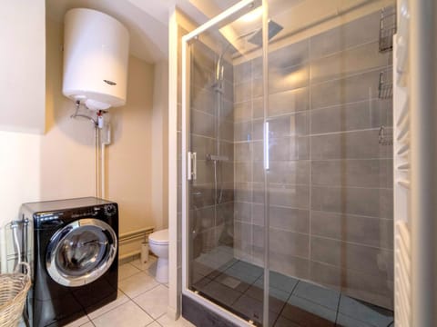 Shower, Bathroom, washing machine, washing machine