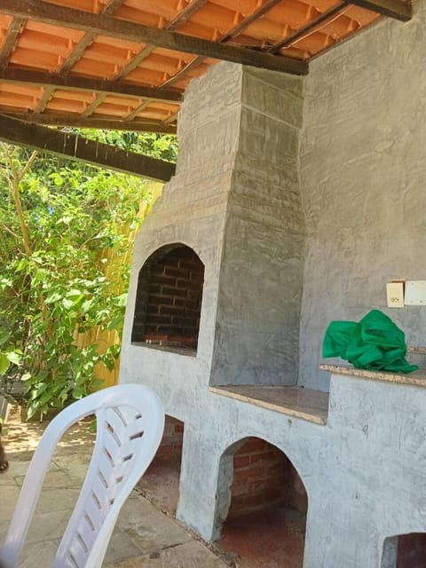 house with pool and 5 bedrooms House in São Pedro da Aldeia