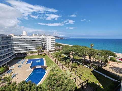 Sea view, Swimming pool, sunbed