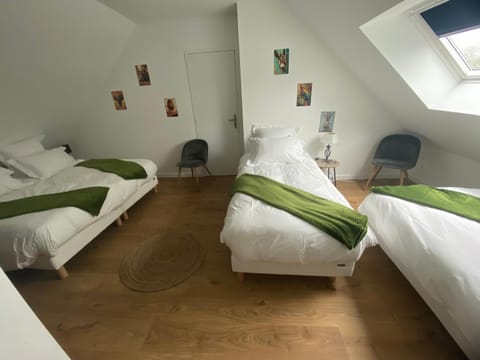 Duplex l Auvetia 150 m circuit 24 h Apartment in Le Mans