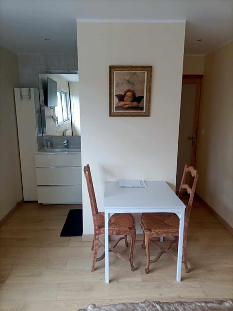 Chambre double 1er etage Vacation rental in Ploemeur