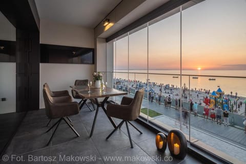 Patio, Seating area, Breakfast