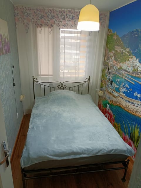 Centrum Pl Zwycięstwa dwu Pokojowe z balkonem Apartment in West Pomeranian Voivodeship, Poland