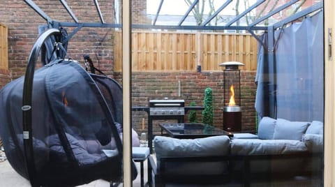 Patio, BBQ facilities, Seating area