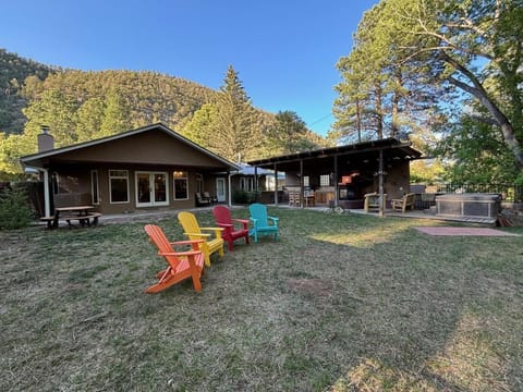 Property building, Patio, Spring, Day, Seating area, Dining area