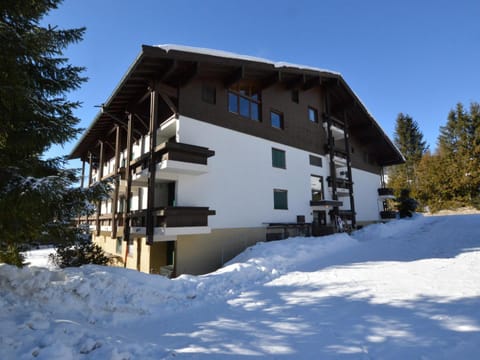 Property building, Winter