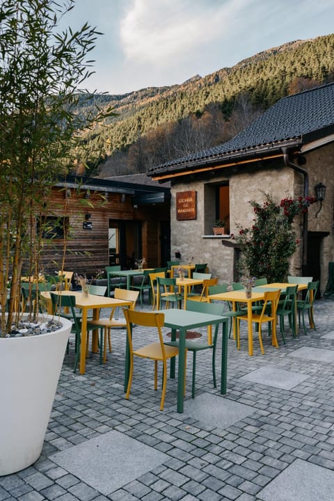 Property building, Balcony/Terrace