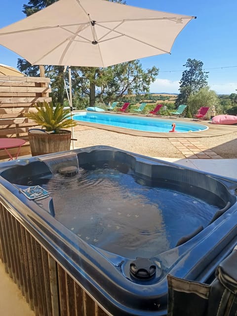 Natural landscape, Spa and wellness centre/facilities, Pool view, Swimming pool