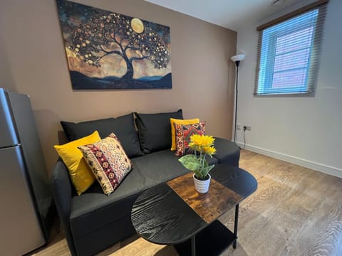 Glastonbury Harmony, Split-Level 1 bedroom Apartment Apartment in Glastonbury