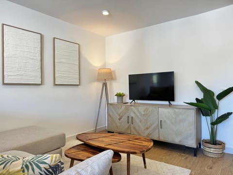 TV and multimedia, Seating area