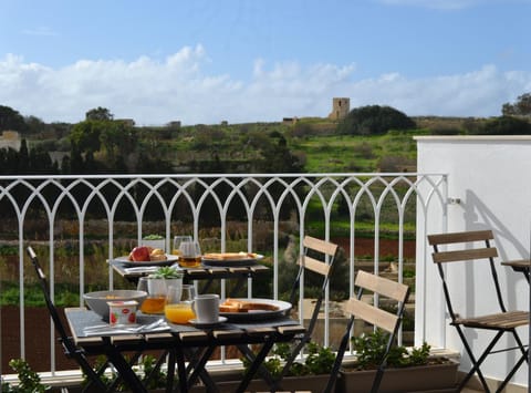 Balcony/Terrace, Balcony/Terrace