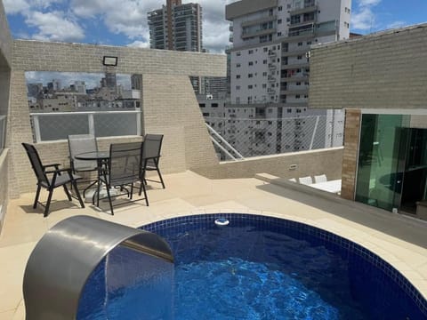 Day, Natural landscape, BBQ facilities, View (from property/room), City view, Pool view, Swimming pool