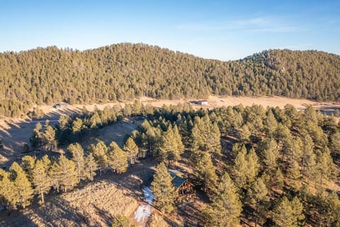 Nearby landmark, Neighbourhood, Natural landscape, Bird's eye view, Mountain view