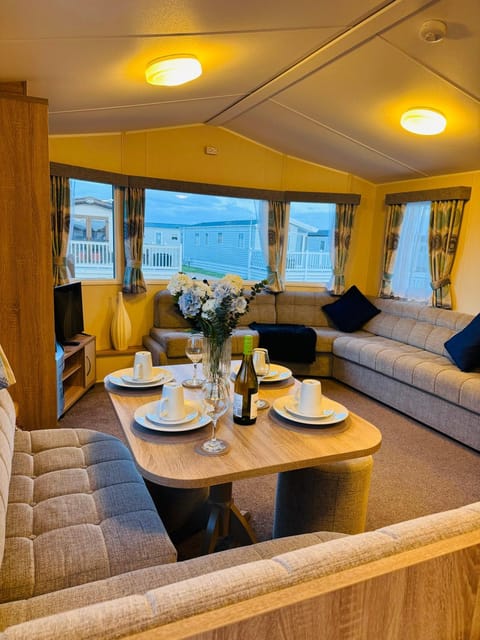 Little Cha-Am Caravan Hire at Silver Sands Campground/ 
RV Resort in Lossiemouth