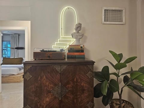 Living room, Decorative detail, Bedroom