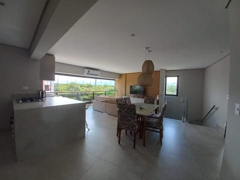 Kitchen or kitchenette, Living room, Seating area, Dining area, pet friendly