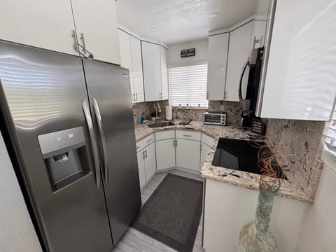 Kitchen or kitchenette, kitchen