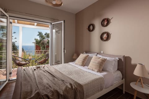 Bed, Natural landscape, View (from property/room), Balcony/Terrace, Photo of the whole room, Bedroom, Sea view