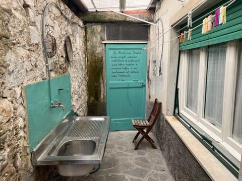 Inner courtyard view