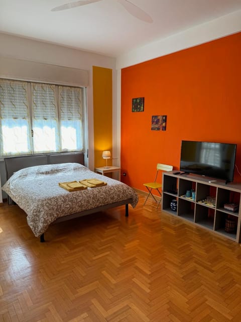 Living room, Photo of the whole room