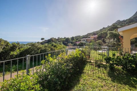 Comfort house with sea view- 5 minutes from the sea Apartment in Costa Rei