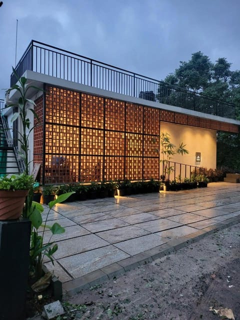 Property building, Garden