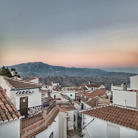Neighbourhood, Natural landscape, Balcony/Terrace, Mountain view