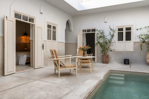 Patio, Swimming pool