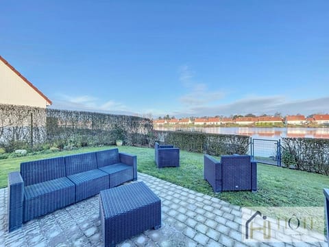 La Belle Vue du Lac - 3 CH House in Hauts-de-France