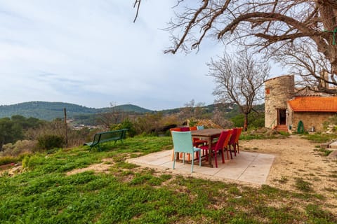 La Clavelle House in Sanary-sur-Mer
