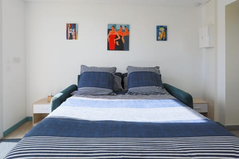 Living room, Bedroom