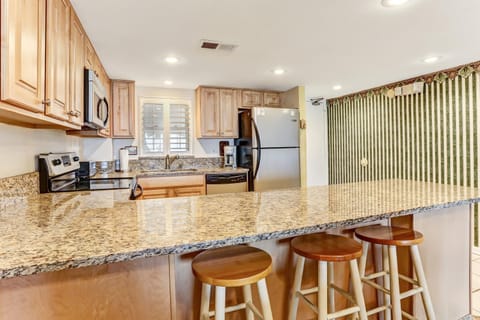 Fresh Oceanfront Condo Apartment in Fernandina Beach
