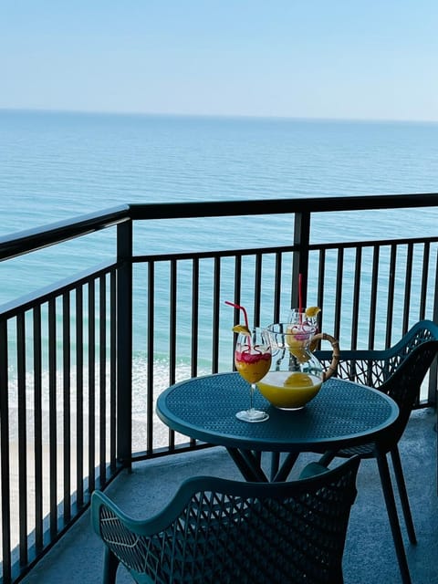 Sea view, Drinks