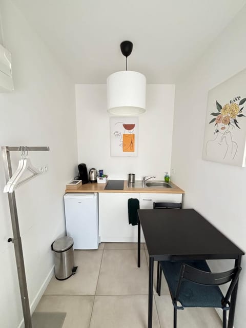 Soh Rent Strasbourg Studio 2 Tv- Wifi Proche Gare House in Strasbourg