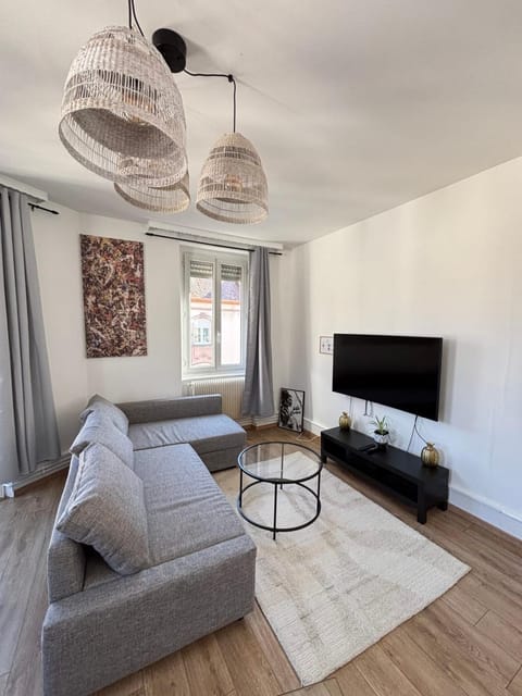 Soh Rent appartement Cozy proche Strasbourg - 4p - TV - wifi - Balcon Apartment in Strasbourg