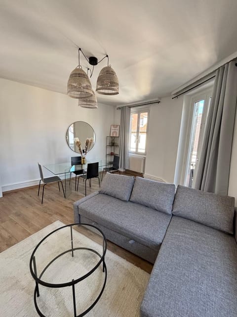 Soh Rent appartement Cozy proche Strasbourg - 4p - TV - wifi - Balcon Apartment in Strasbourg