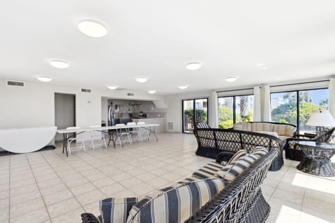 Oceanfront Condo w Balcony Apartment in Fernandina Beach