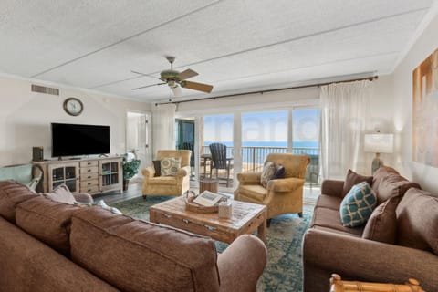 Oceanview Upper Unit Condo Apartment in Fernandina Beach