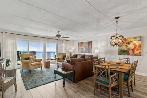 Oceanview Upper Unit Condo Apartment in Fernandina Beach