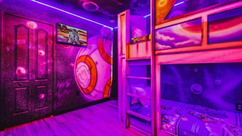 Bed, Bedroom