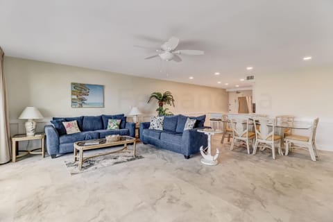 Oceanfront w Beach Access Apartment in Fernandina Beach
