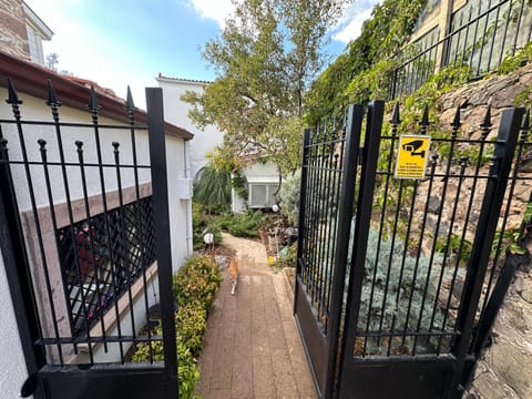 Facade/entrance, Garden