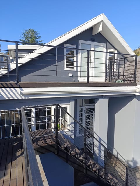 Property building, Balcony/Terrace