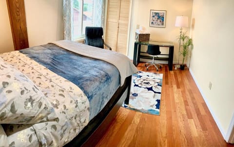 Black Jacks Downtown Loft Apartment in West Jefferson