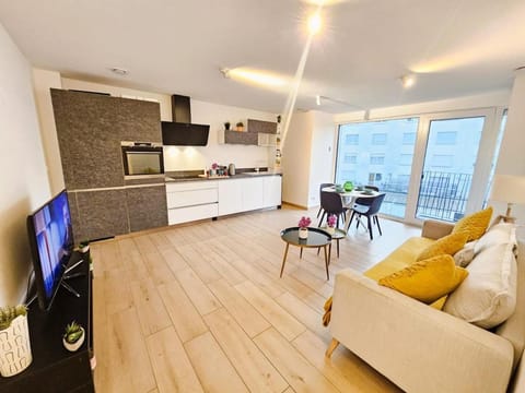 Cozy 1 bedroom flat with private terrace Apartment in Luxembourg