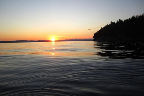 The Big Yellow Camp House in Malletts Bay