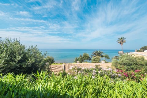 Nearby landmark, Spring, Day, Natural landscape, Beach, Sea view